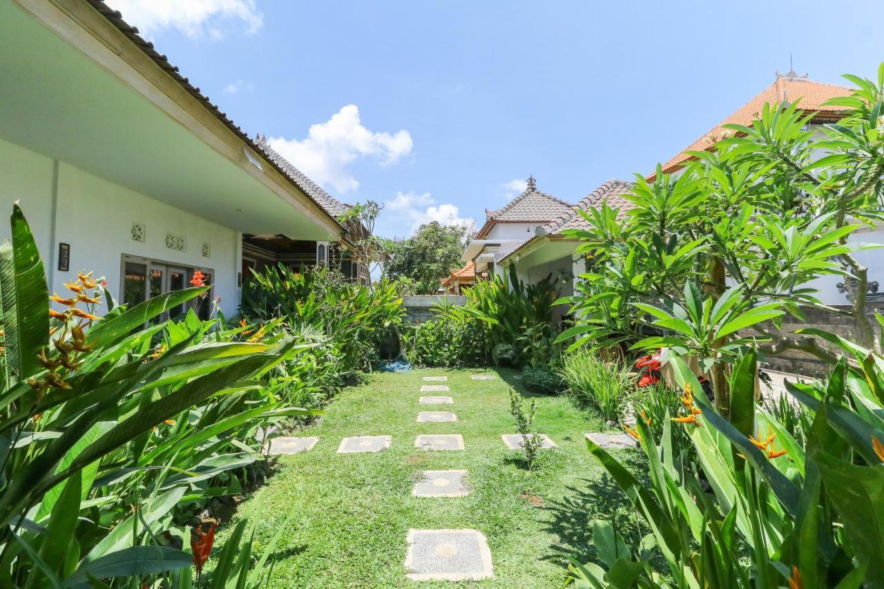 Karan Homestay Canggu Exterior foto